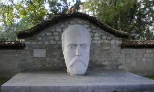 Макгахан